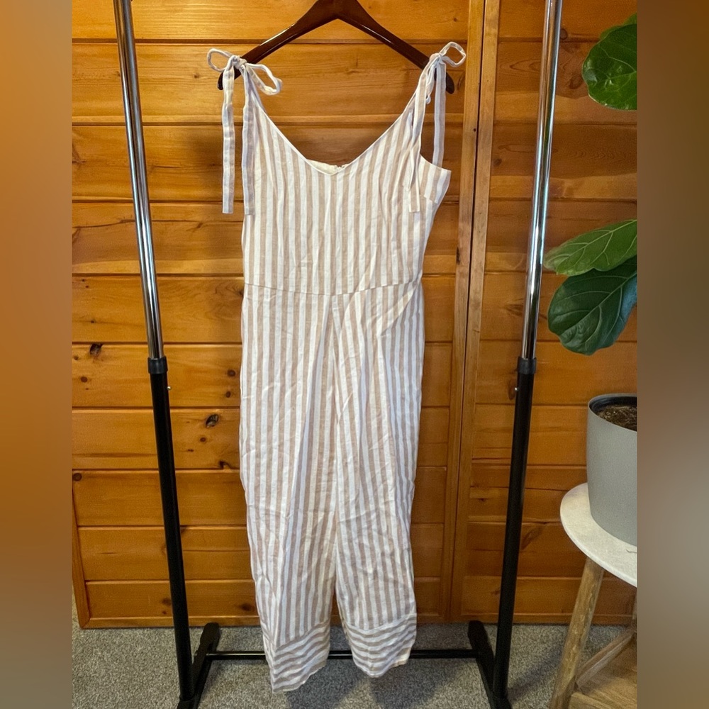 Everly Tie Sleeve Linen Tank Jumpsuit in Tan Stripes. Large. VGUC.